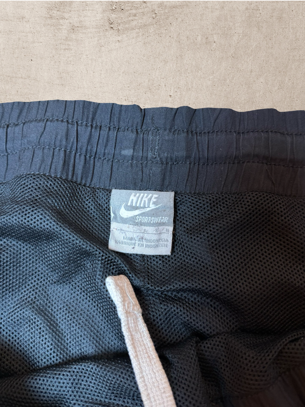 Vintage Nike Trackpants  | L
