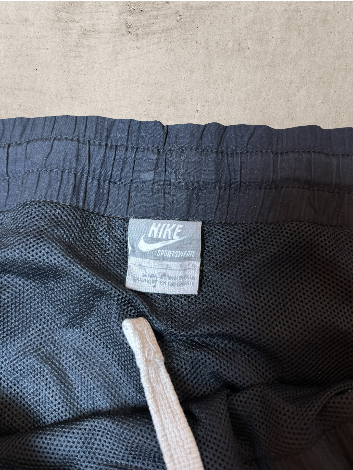 Vintage Nike Trackpants  | L