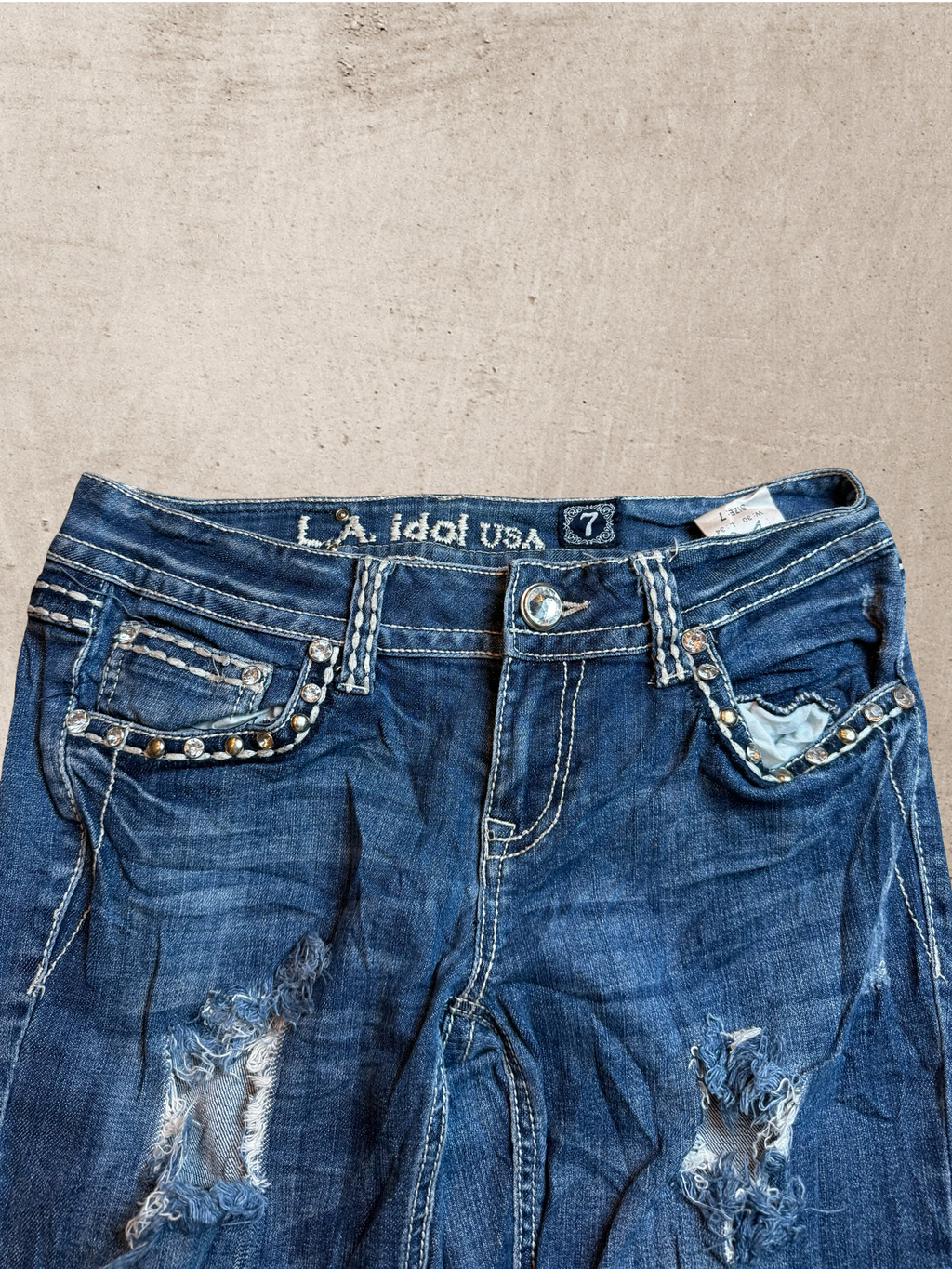 Embroidered Vintage Jeans | W30 L29