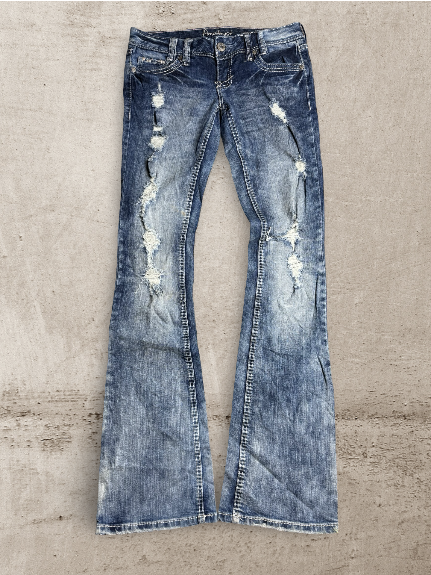 Embroidered Vintage Jeans  | W30 L32