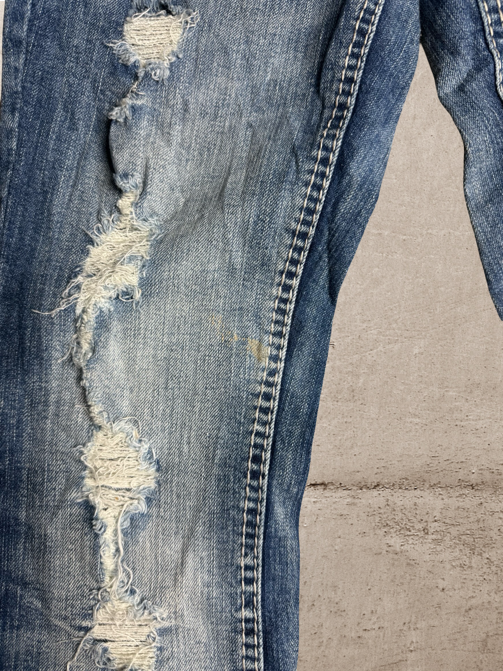 Embroidered Vintage Jeans  | W30 L32