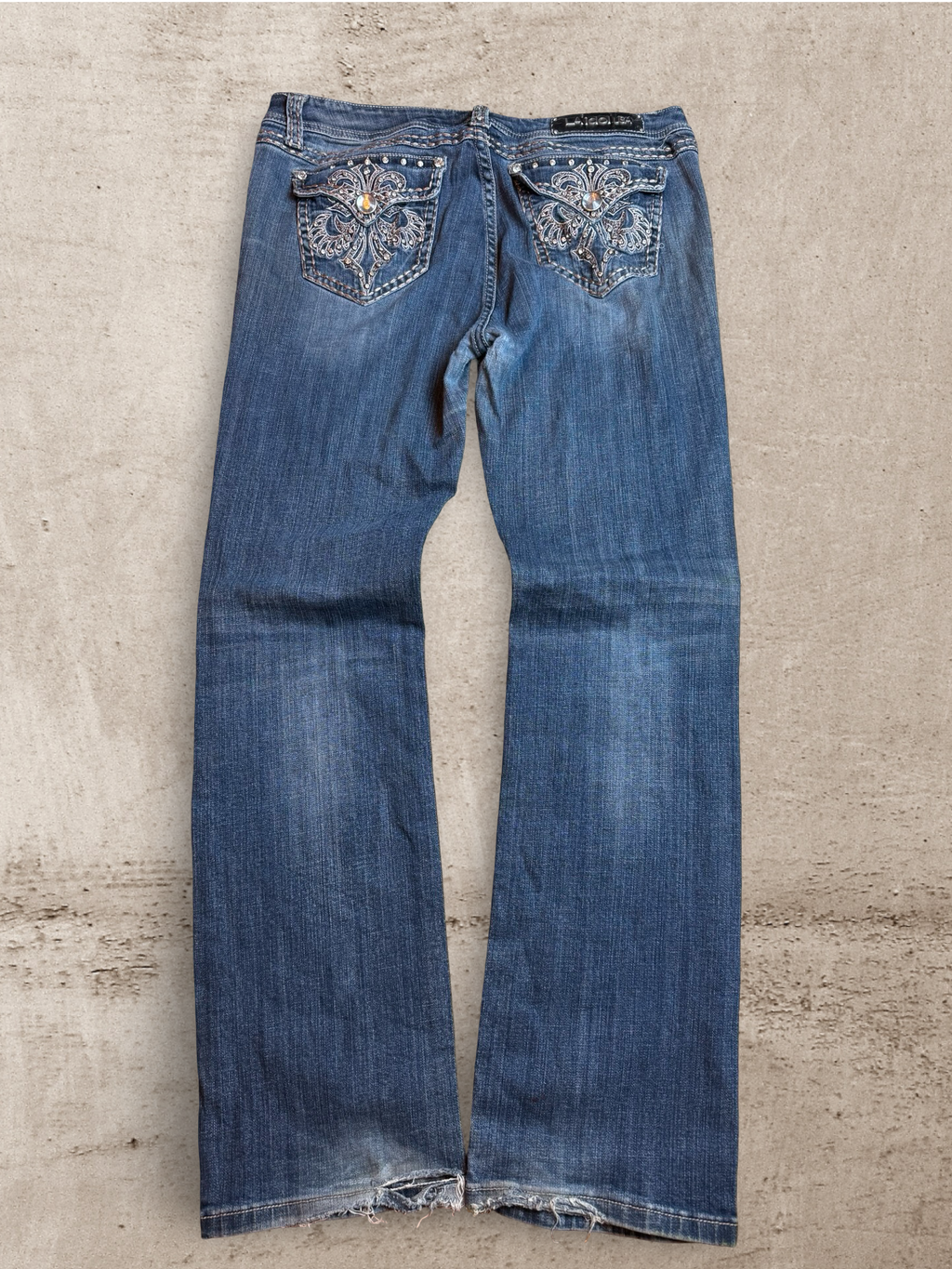 Embroidered Vintage Jeans | W38 L34