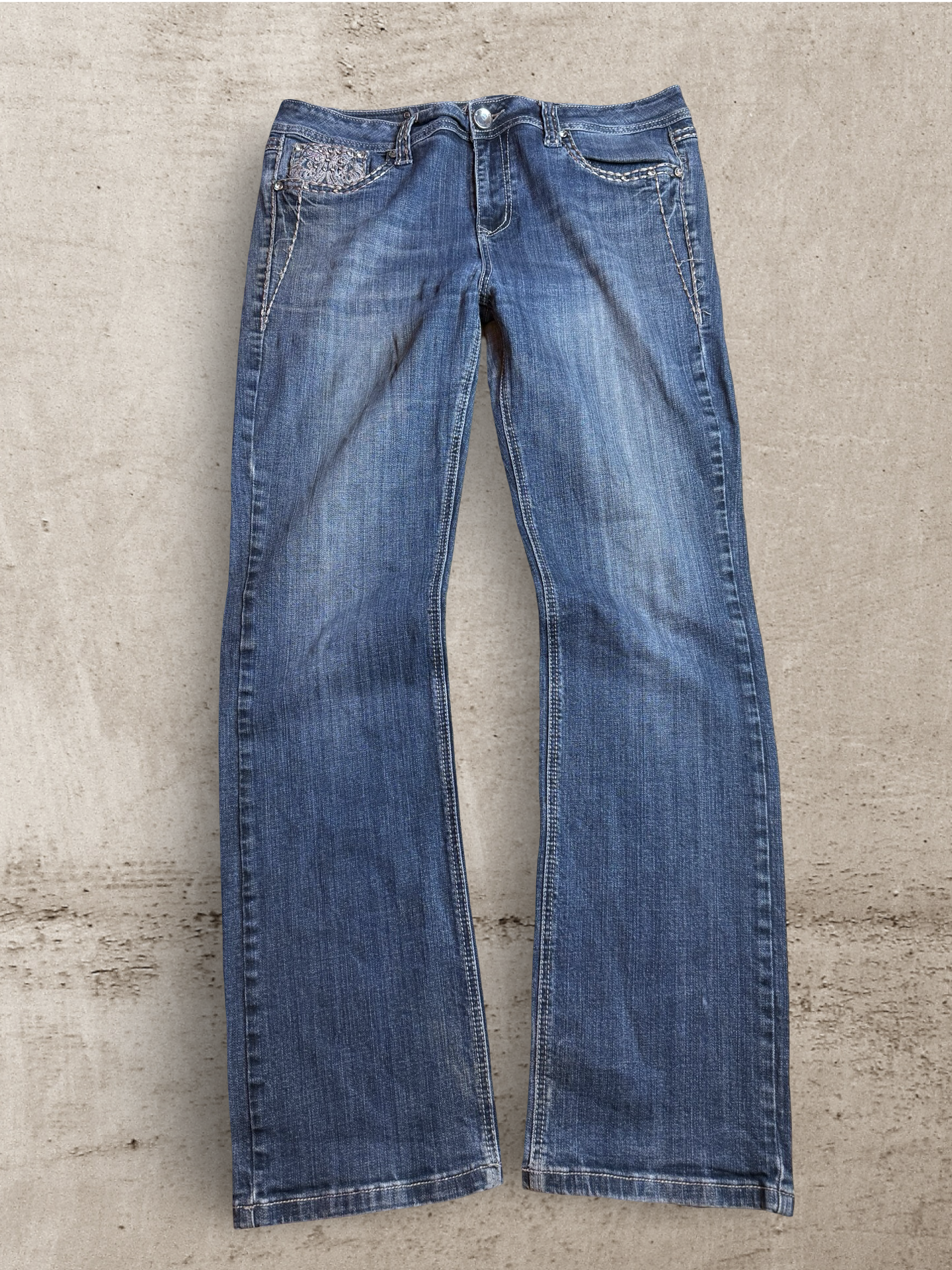 Embroidered Vintage Jeans | W38 L34