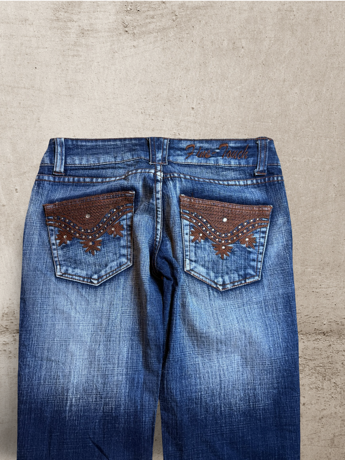 Embroidered Vintage Jeans | W29 L34