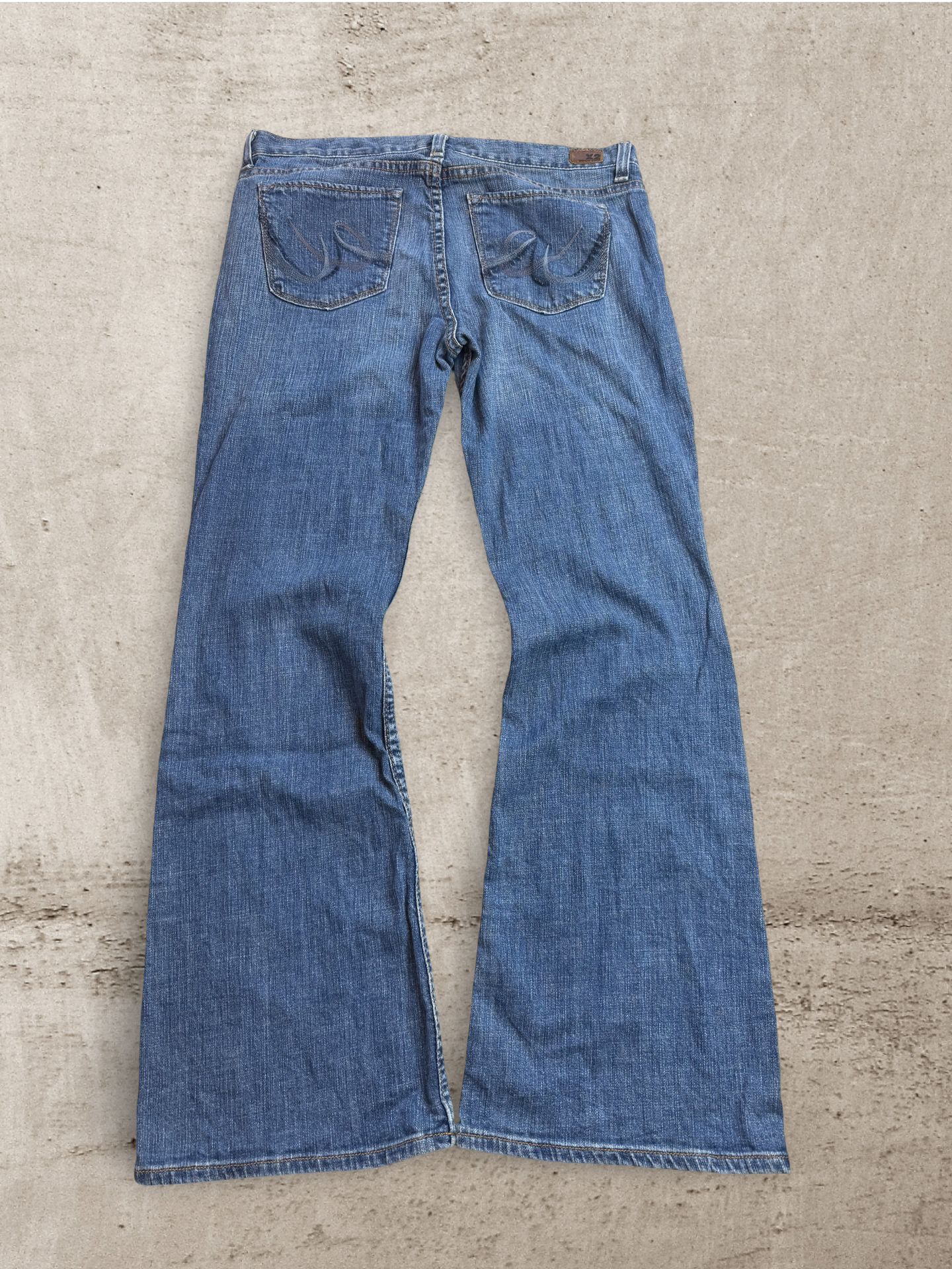 Embroidered Vintage Jeans | W33 L30
