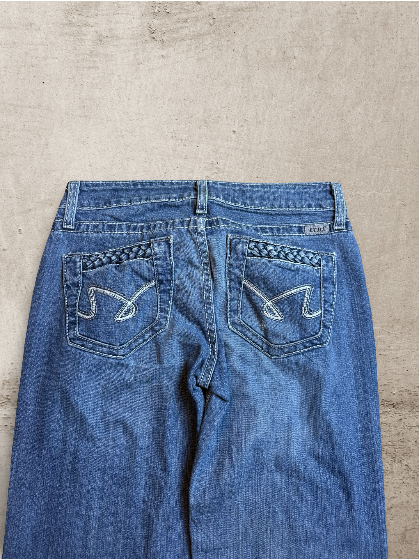 Embroidered Vintage Jeans | W30 L36