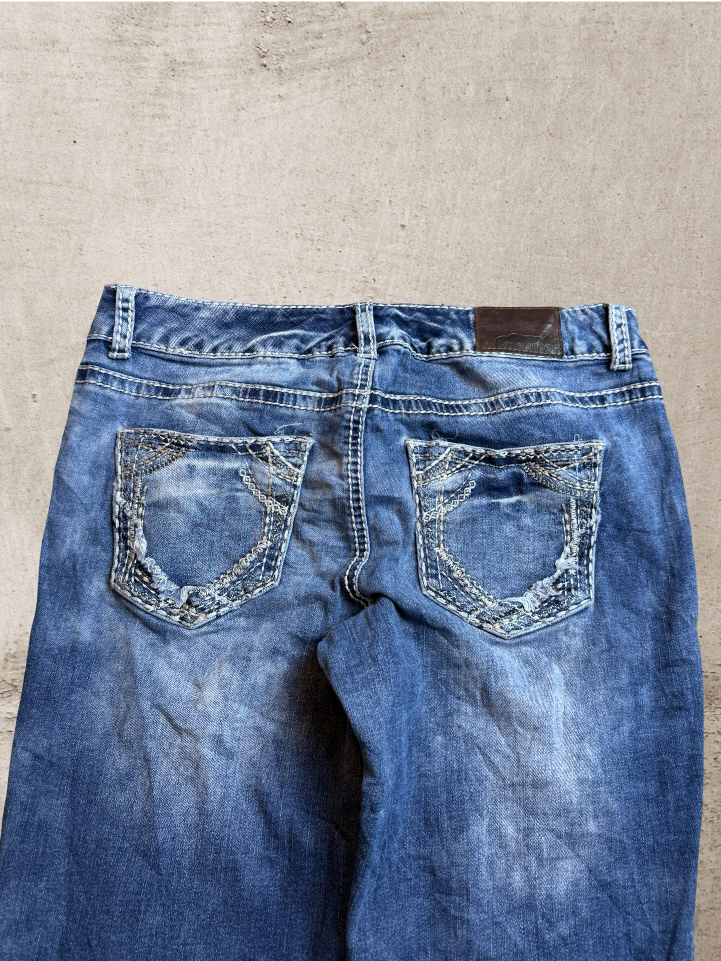 Embroidered Vintage Jeans | W30 L32