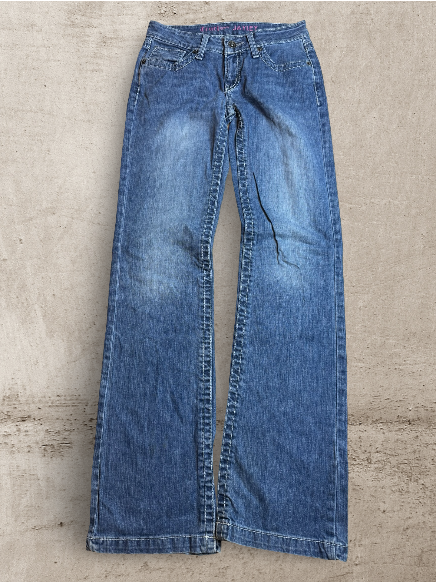 Embroidered Vintage Jeans | W30 L36