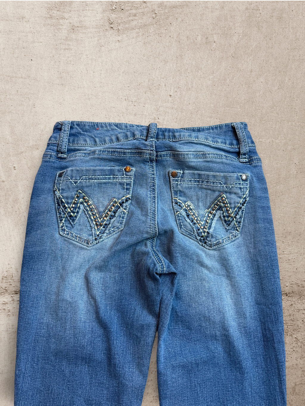 Embroidered Vintage Jeans | W27 L30