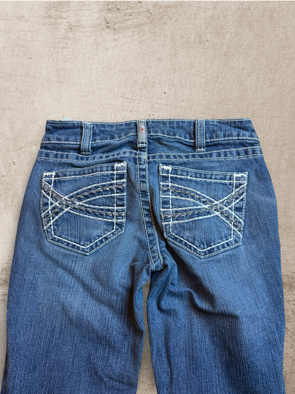 Embroidered Vintage Jeans | W28 L33