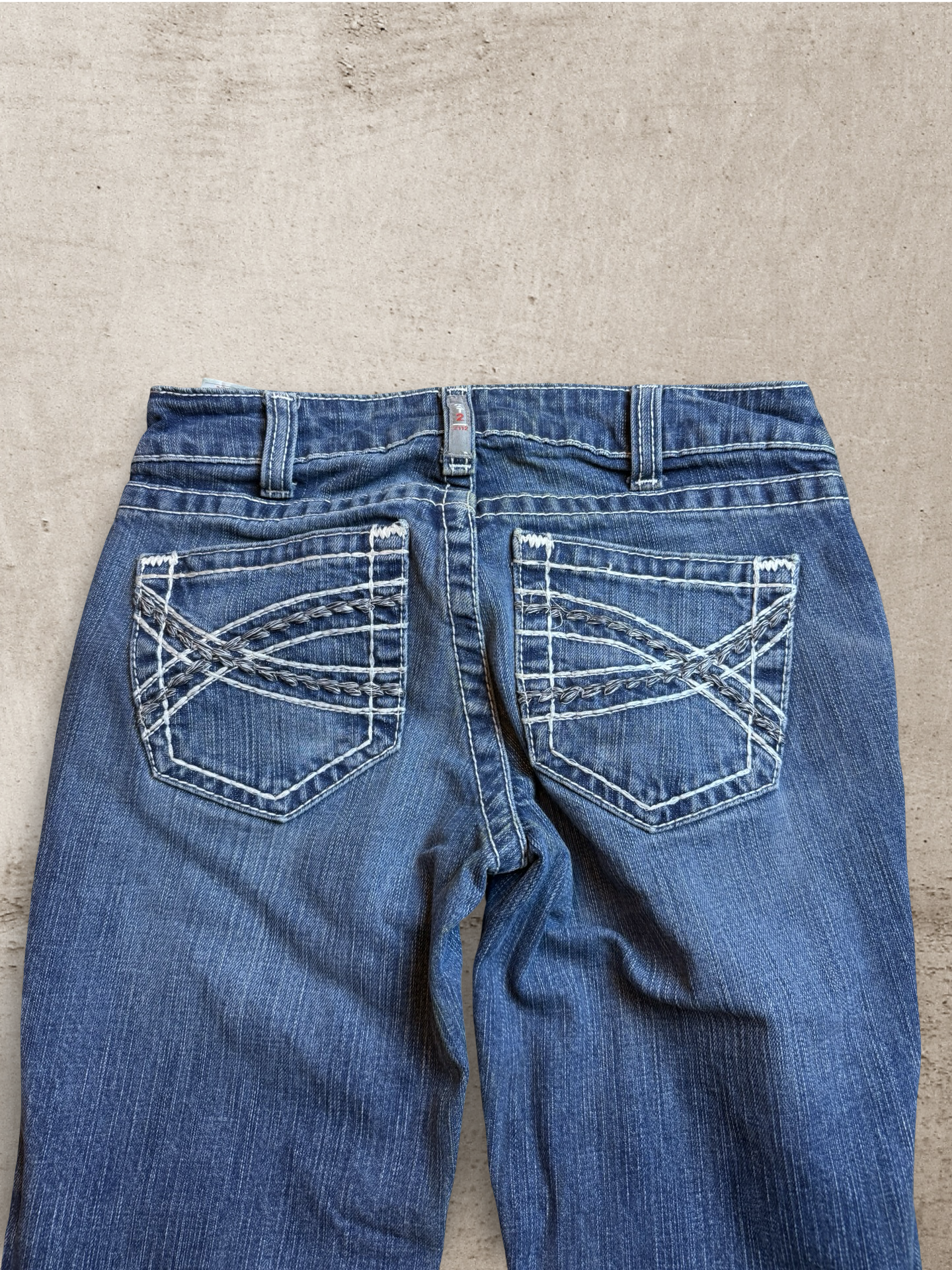 Embroidered Vintage Jeans | W28 L33