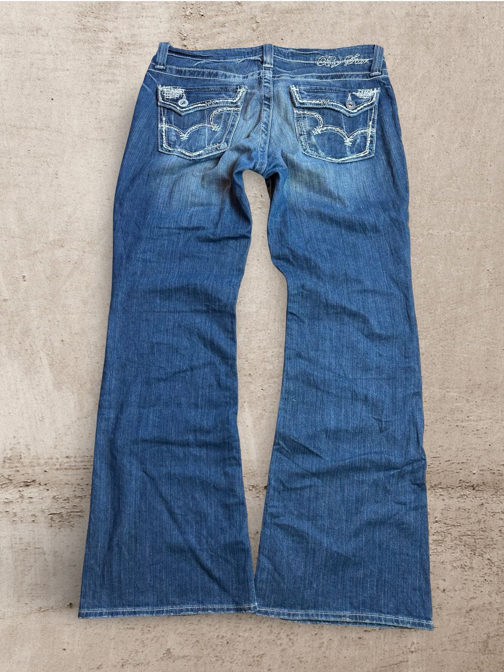 Embroidered Vintage Jeans | W36 L32