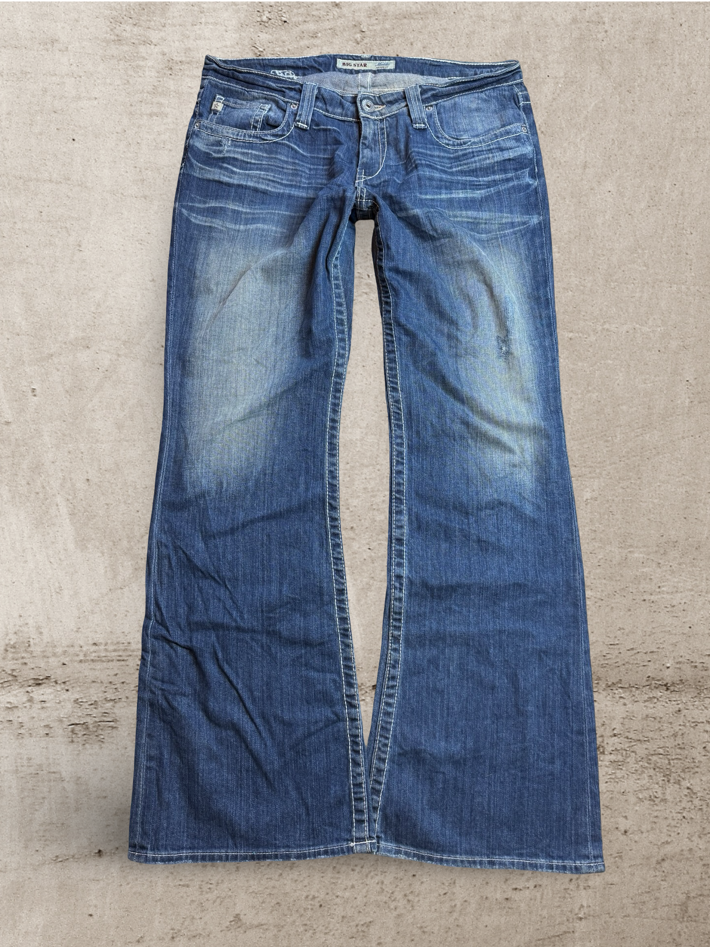 Embroidered Vintage Jeans | W36 L32