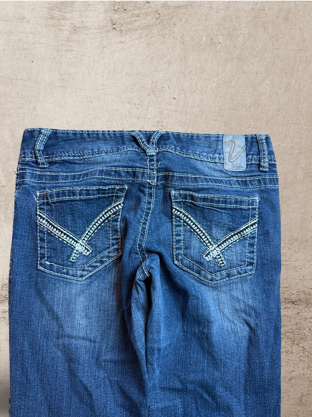 Embroidered Vintage Jeans | W30 L30