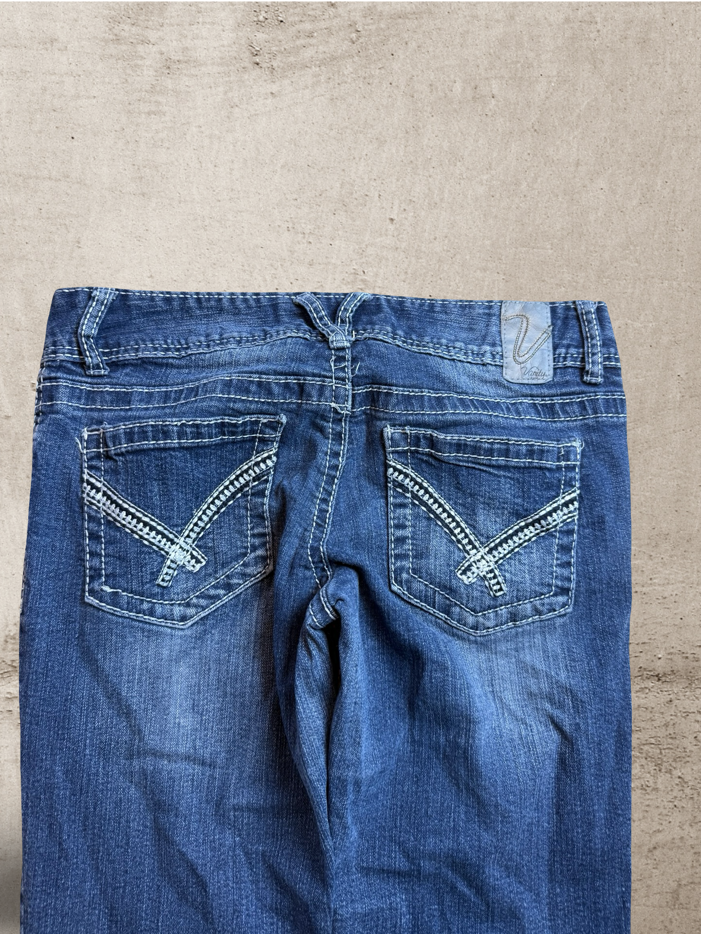 Embroidered Vintage Jeans | W30 L30