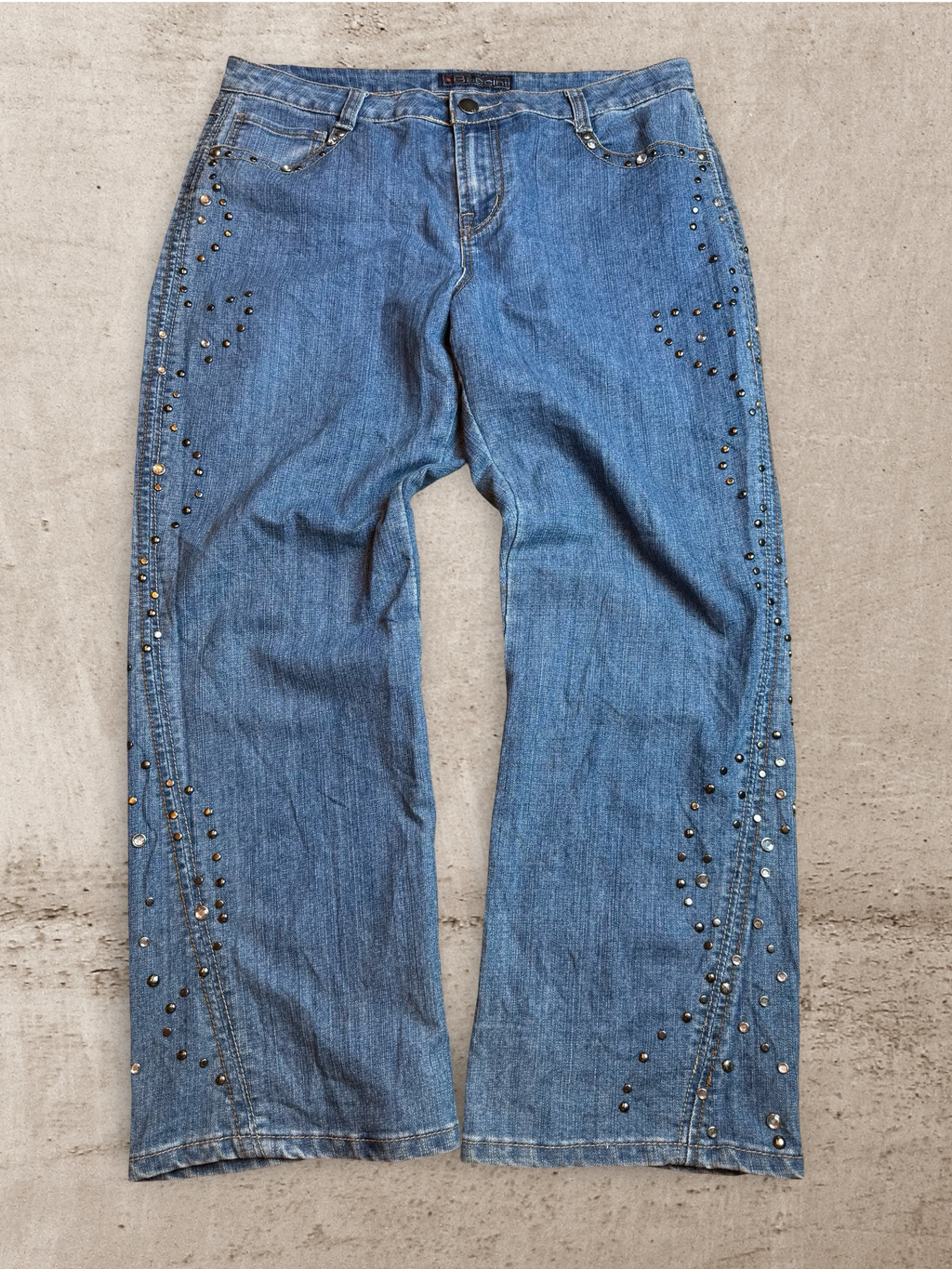 Embroidered Vintage Jeans | W36 L30