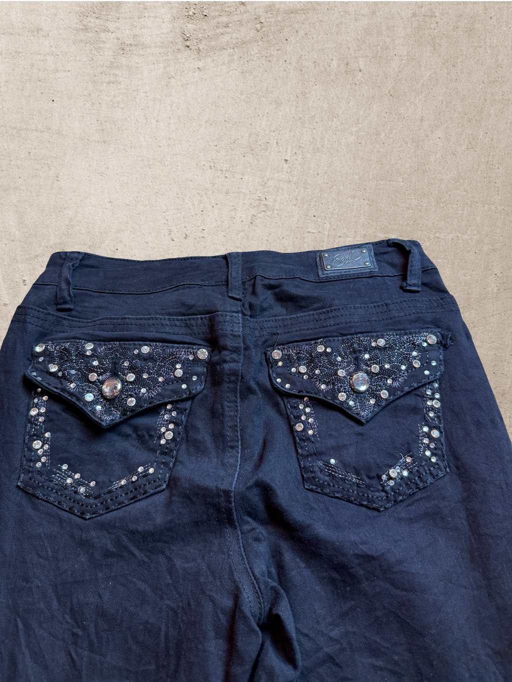 Embroidered Vintage Jeans | W27 L33