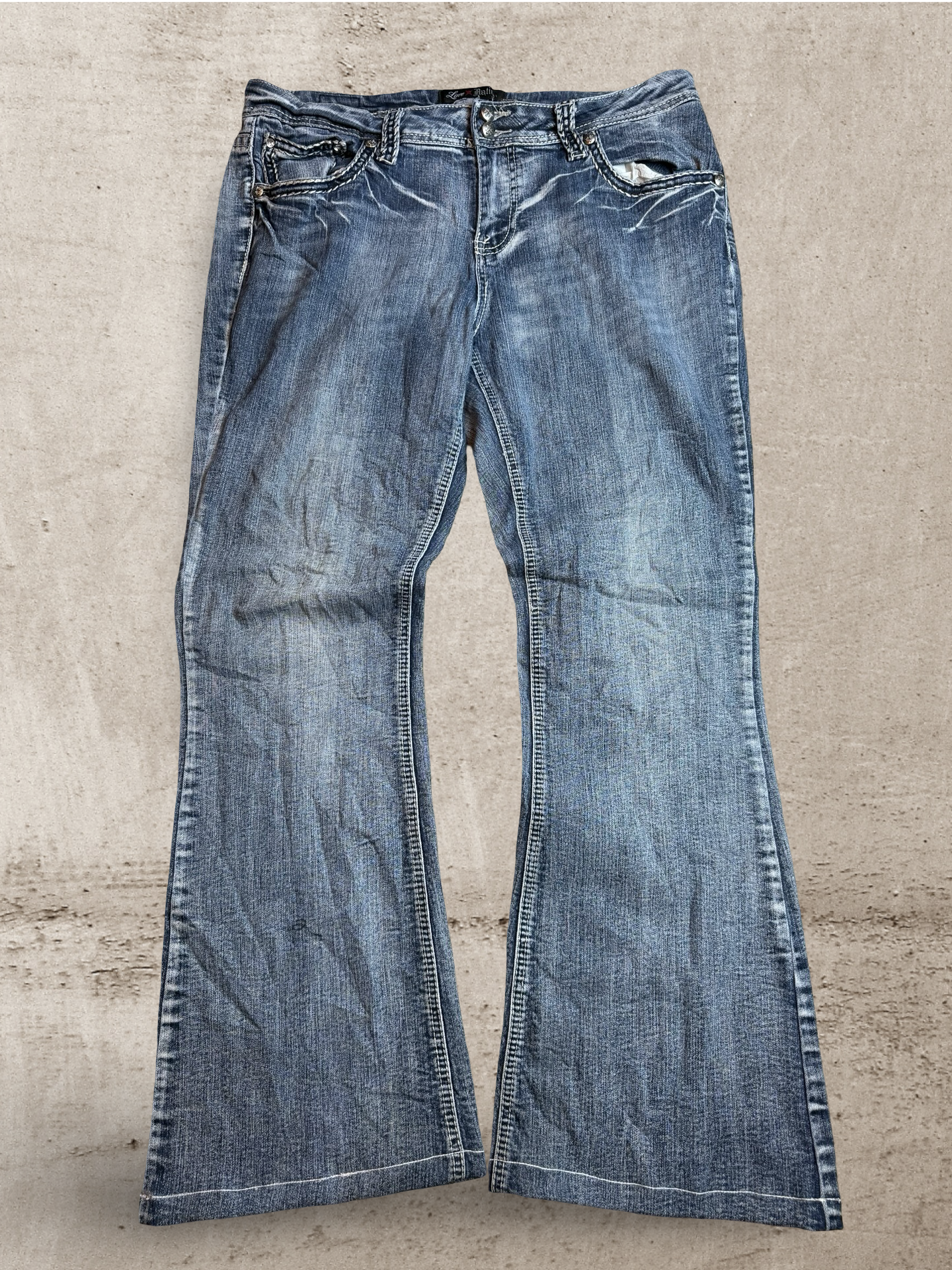 Embroidered Vintage Jeans | W38 L33