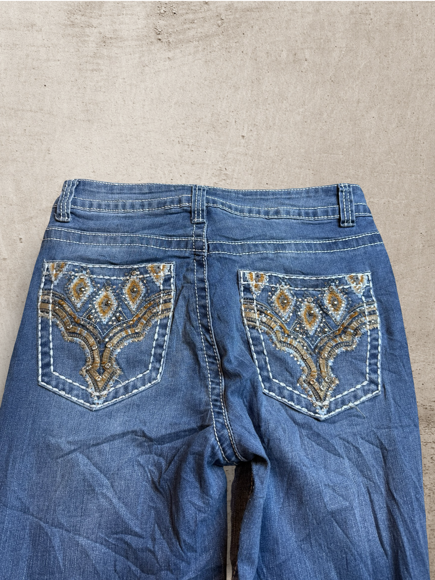 Embroidered Vintage Jeans | W27 L35