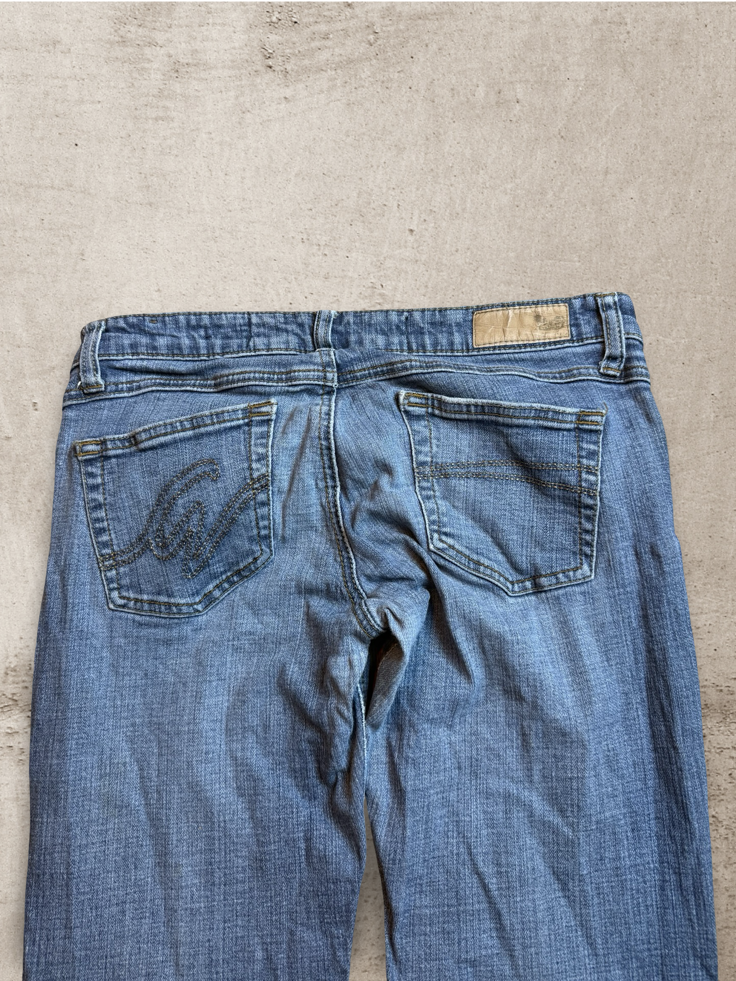 Embroidered Vintage Jeans | W29 L30