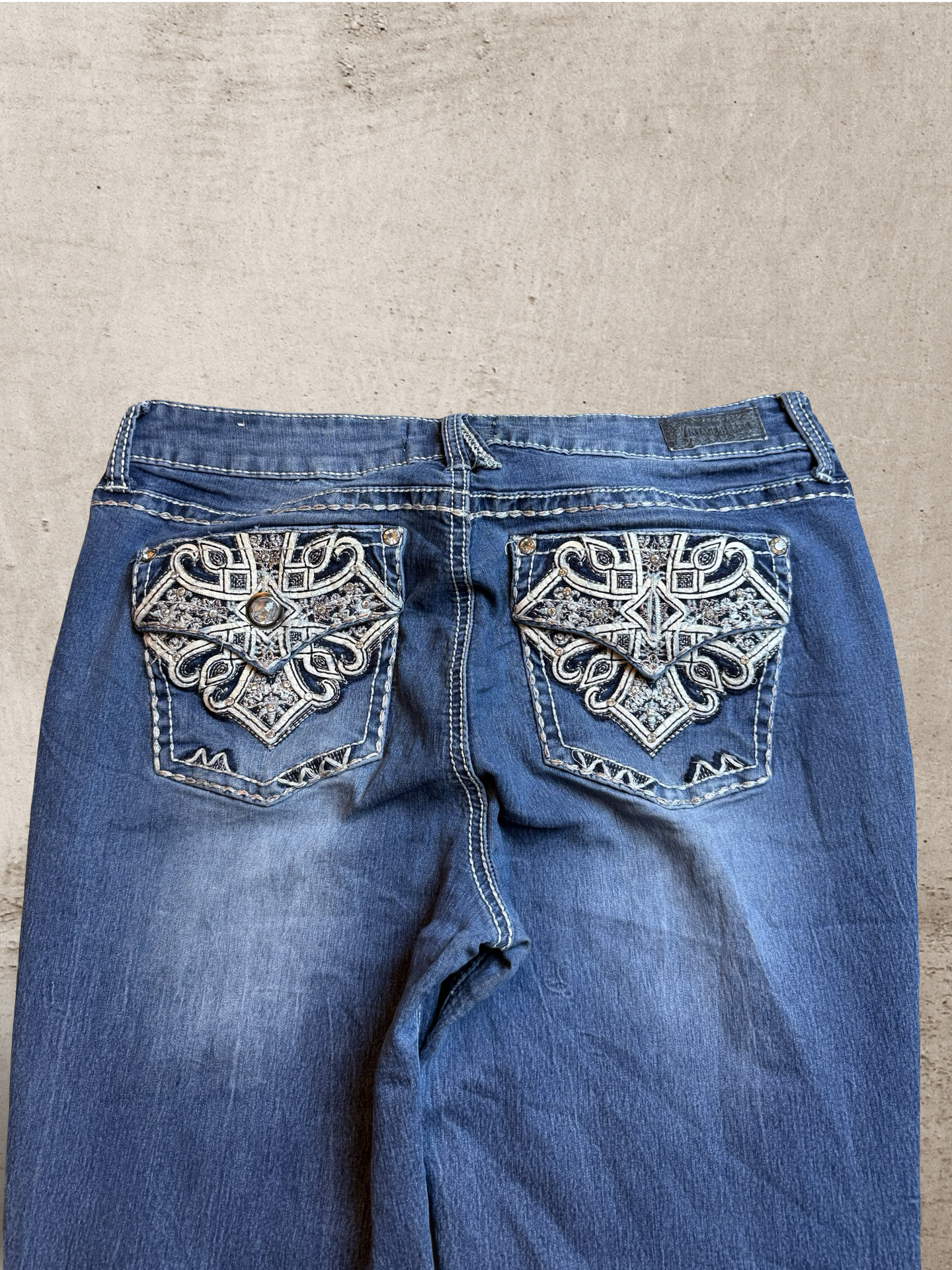 Embroidered Vintage Jeans | W31 L30