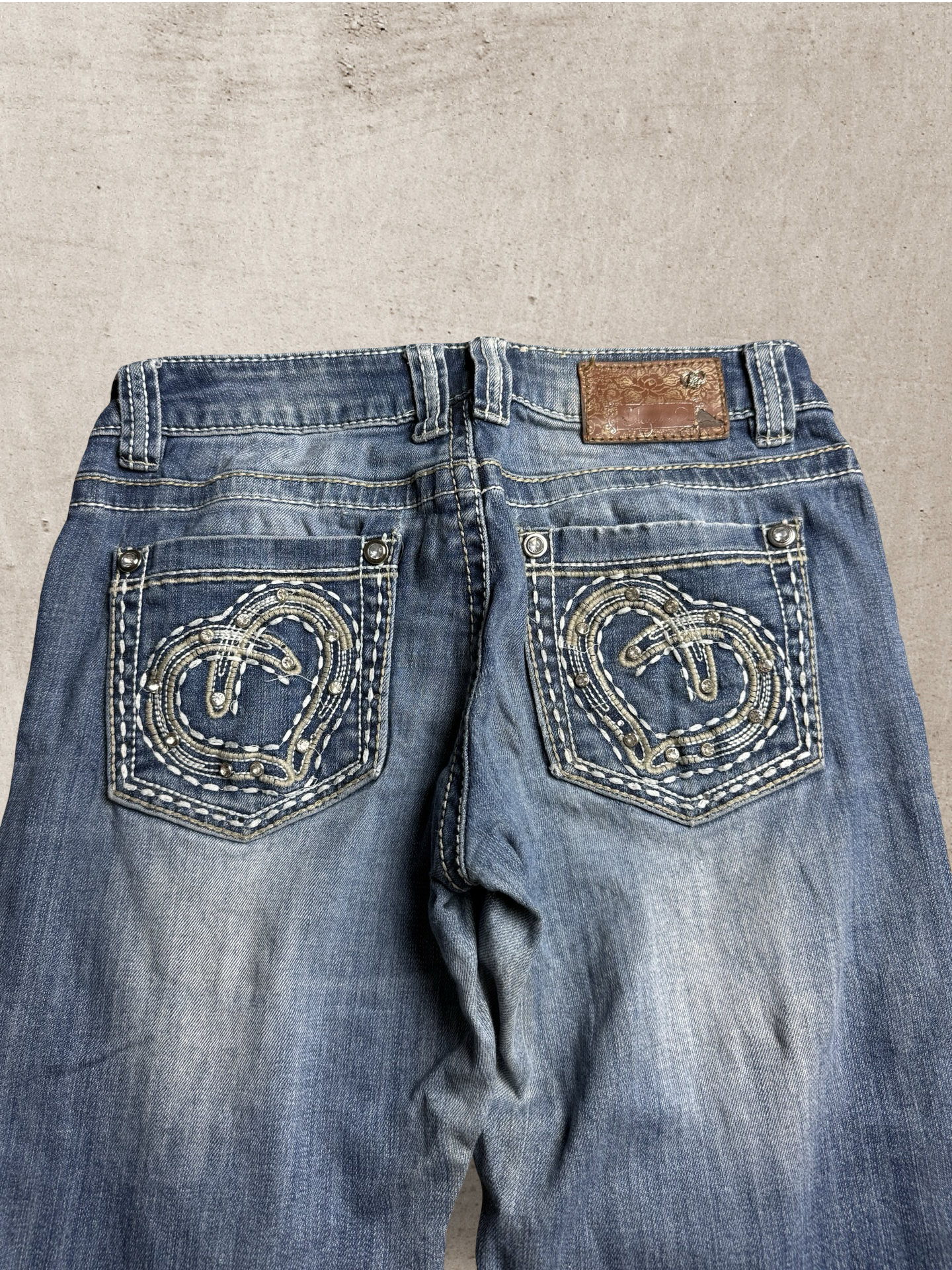 Embroidered Vintage Jeans  | W28 L34