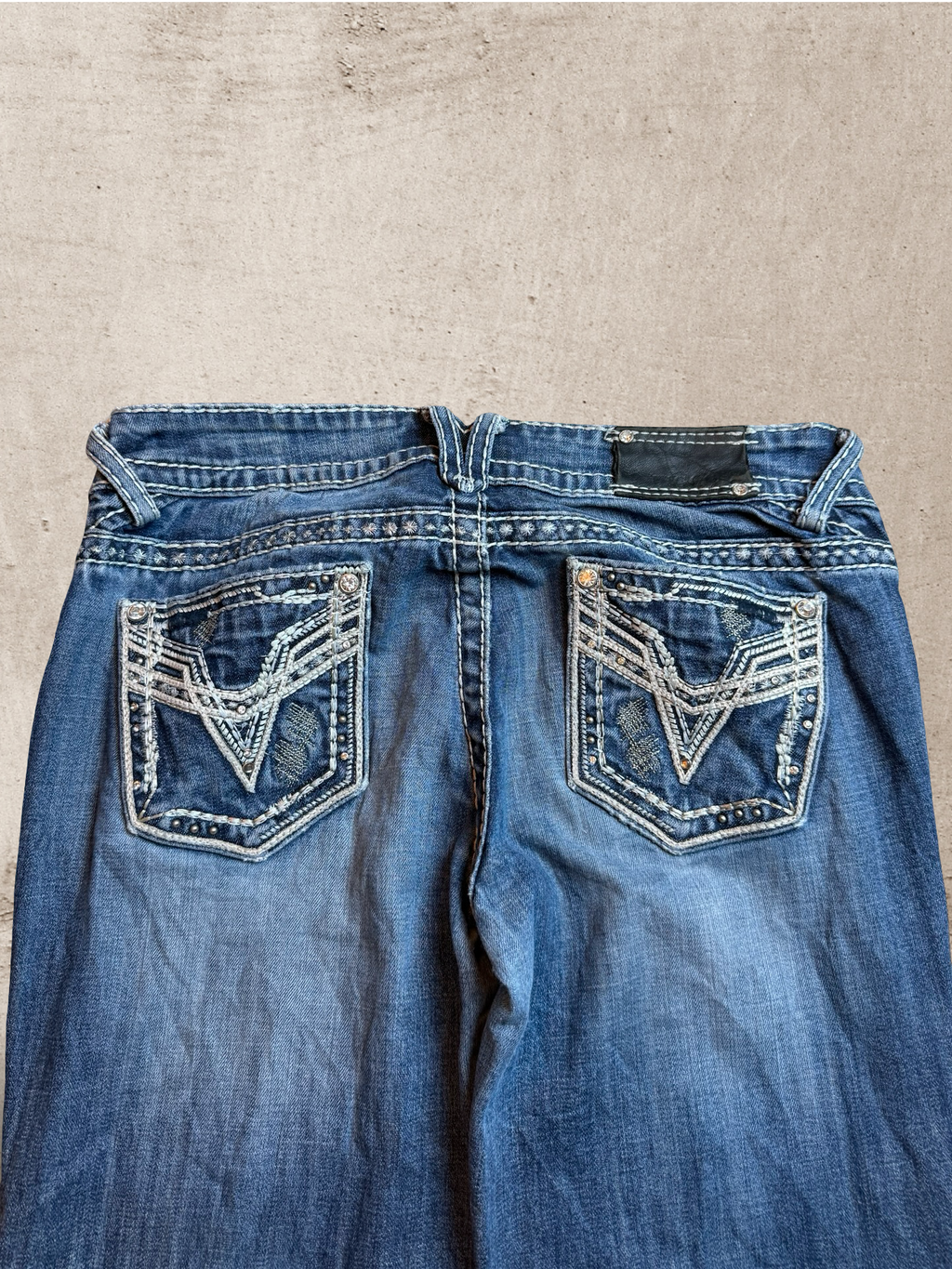 Embroidered Vintage Jeans | W32 L32