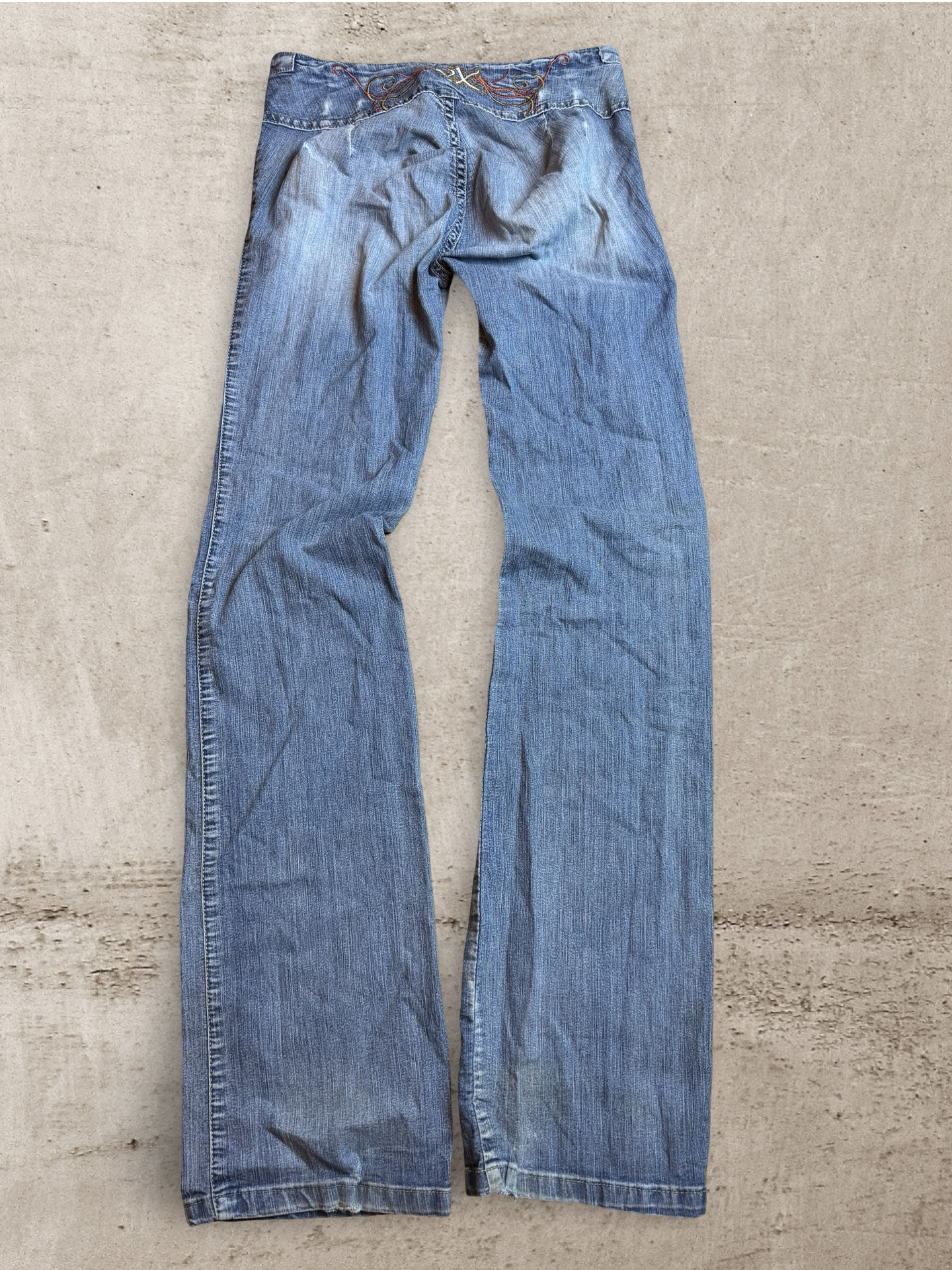 Embroidered Vintage Jeans | W28 L34